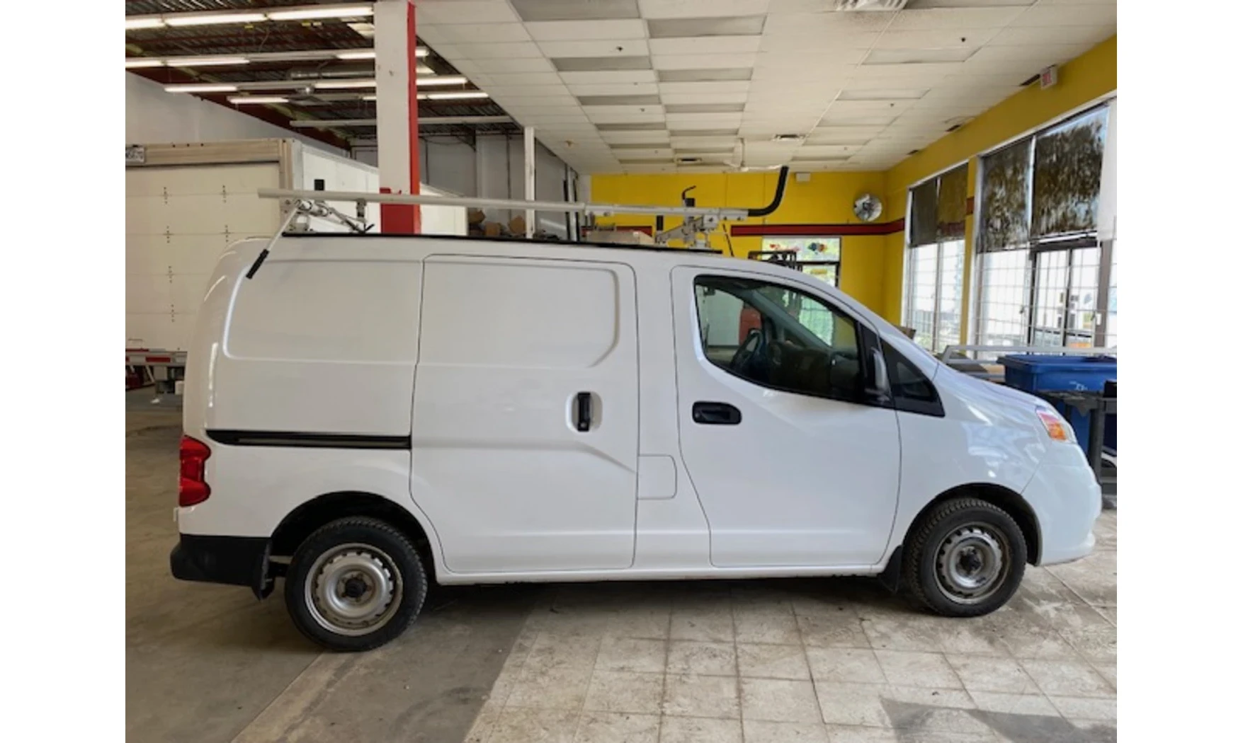 NISSAN NV 200 2020